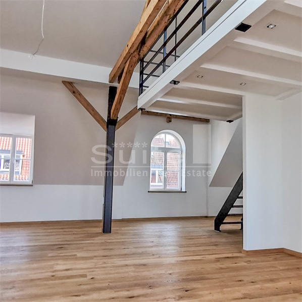 VERMIETET: Loft mit Galerie und Dachterrasse